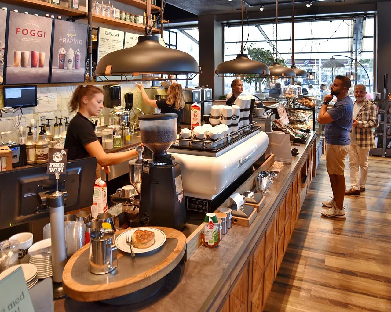 Fika in Gothenburg: Cafés and Cinnamon Buns for a Coffee Break
