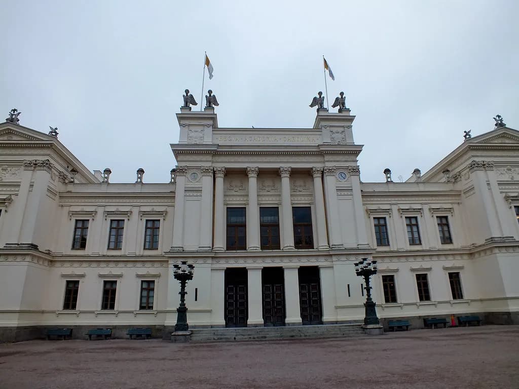 Lund University Main Building: Visiting Lundagård
