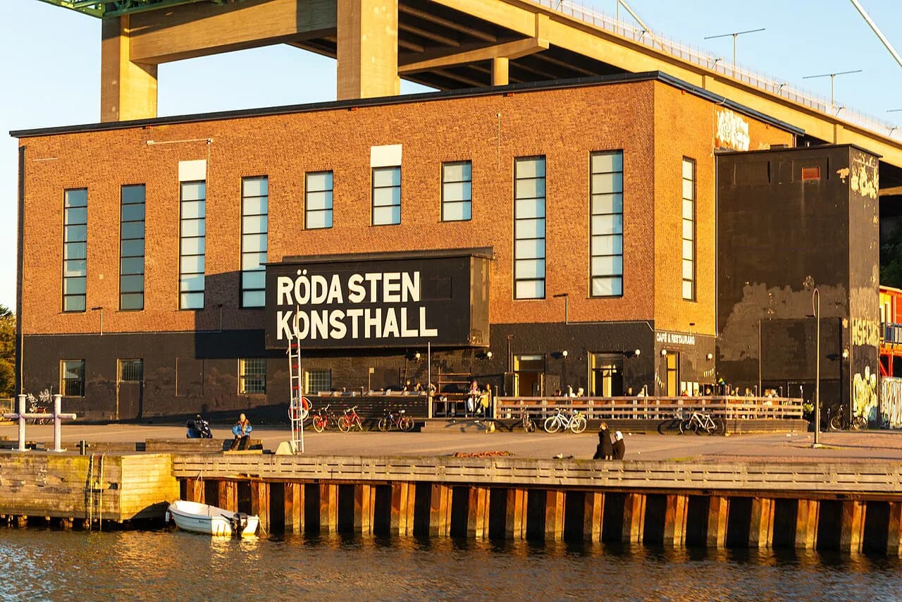 Röda Sten Konsthall: Gothenburg's Waterfront Art Hall