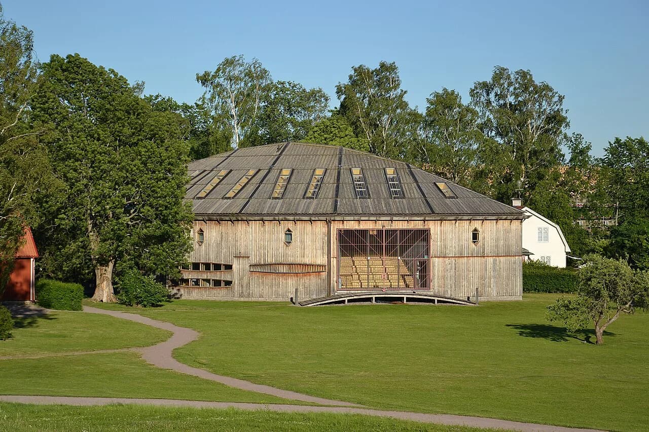 Uppsala History: Burial Mounds, Cathedral and 1477 University