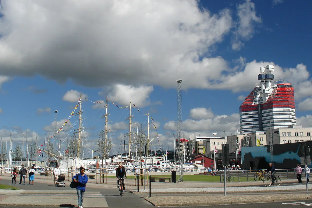 Lilla Bommen harbour and the Lipstick building, Gothenburg.