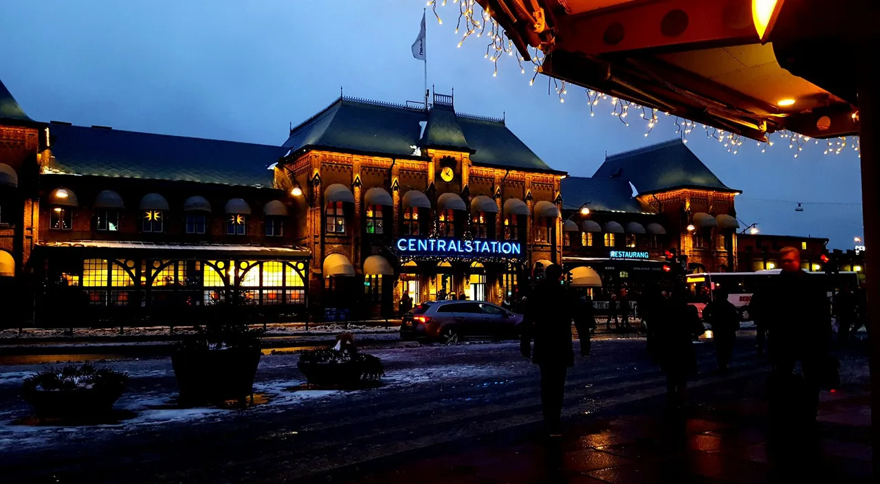 Destination view: Gothenburg, Sweden. Resized and converted to WebP.