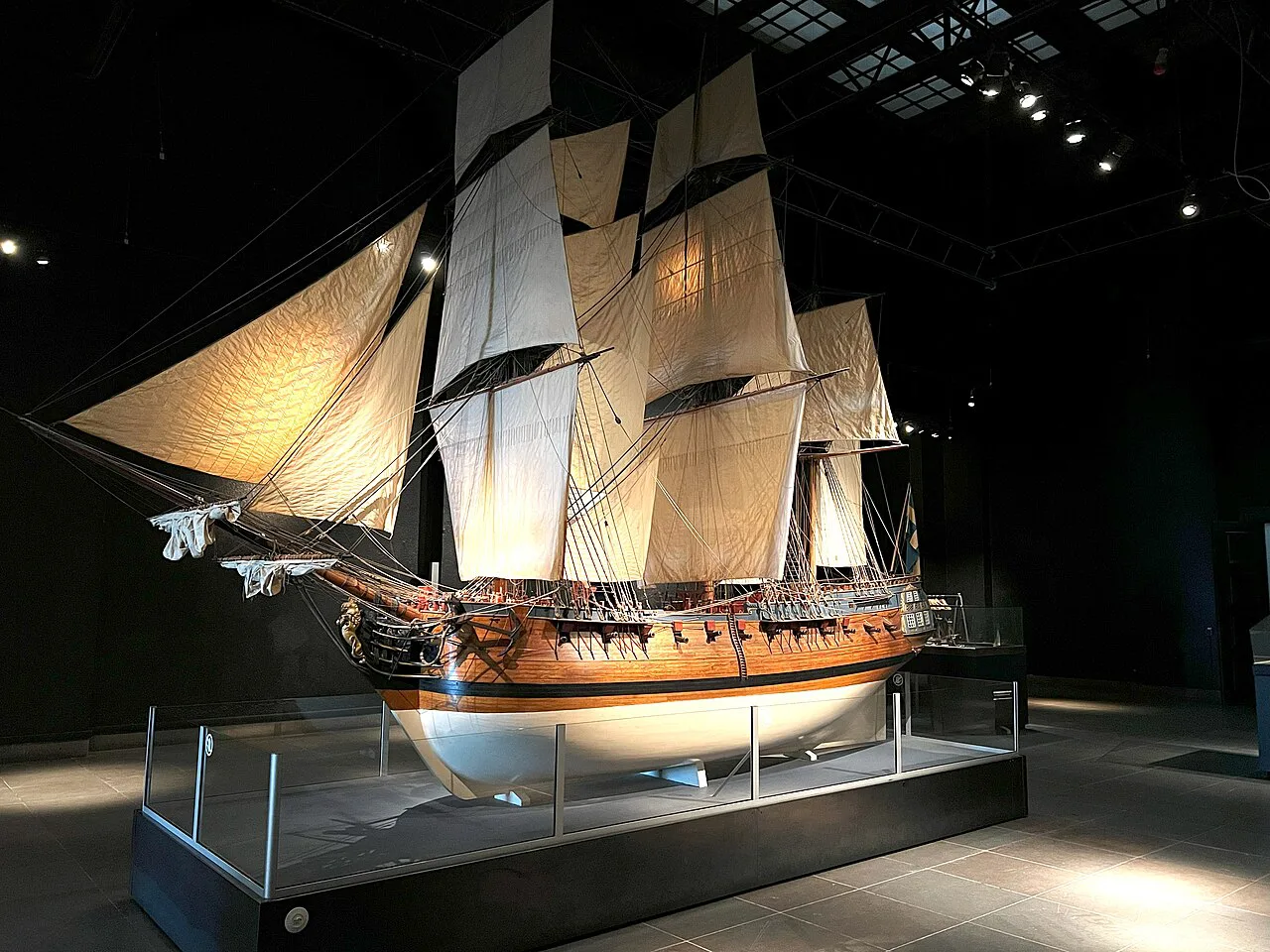 An East Indiaman model in the Gothenburg Maritime Museum.