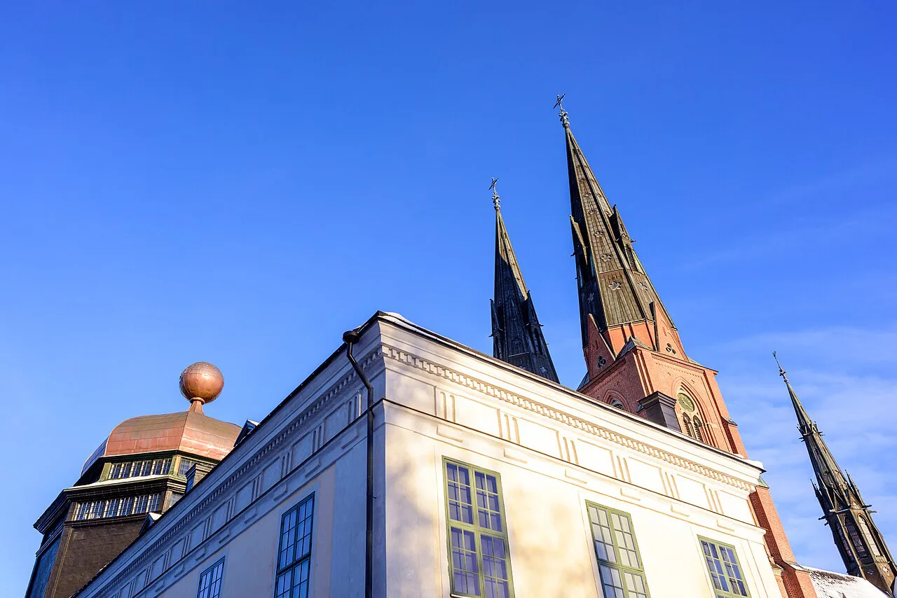 The Gustavianum dome and Uppsala Cathedral.