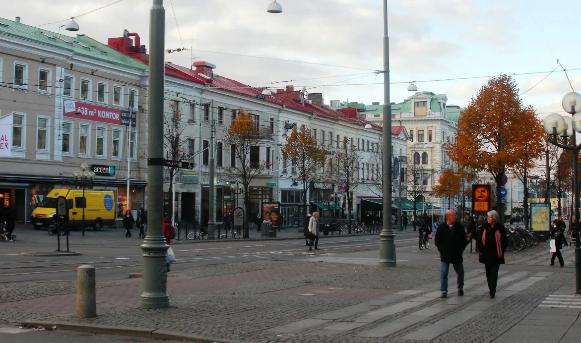 Kungsportsavenyn in autumn, Gothenburg.
