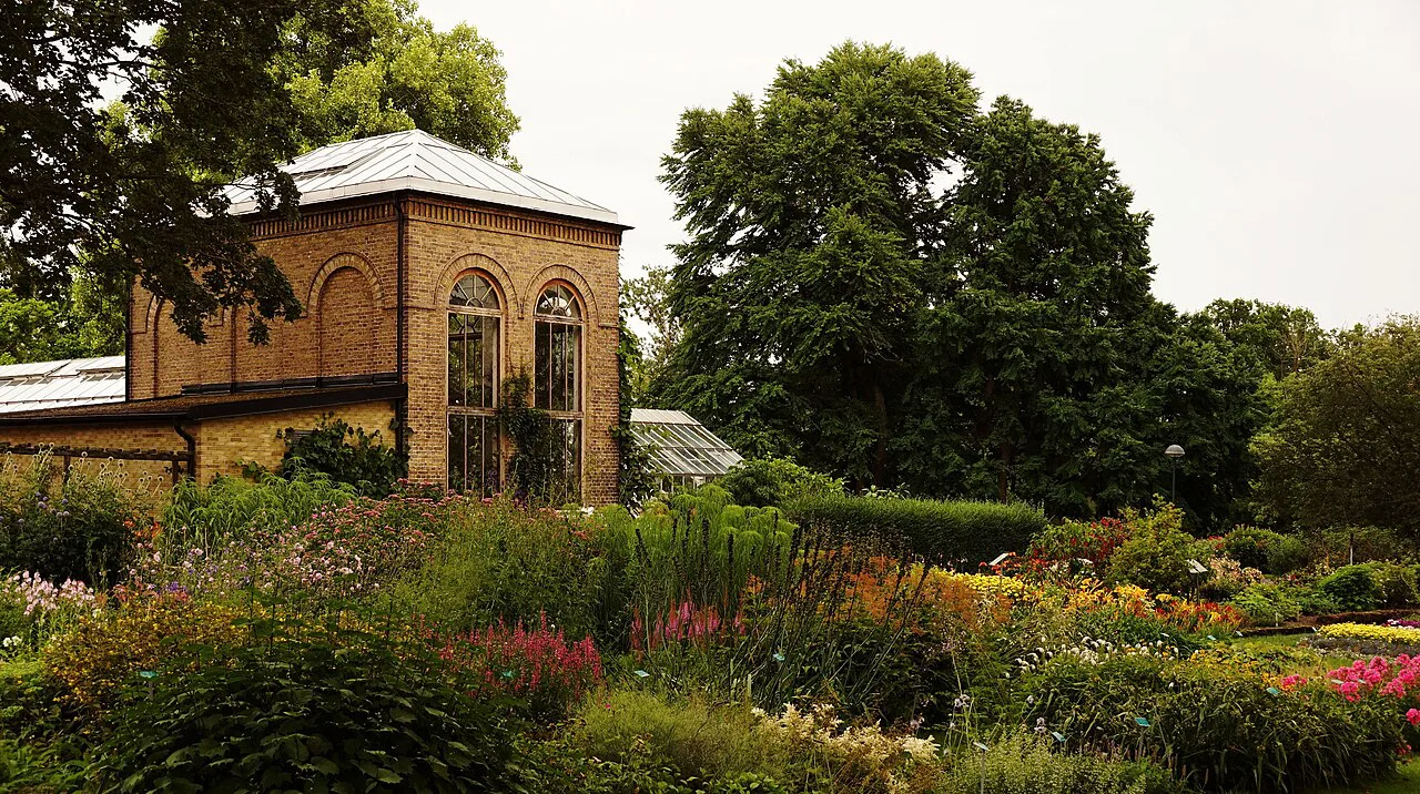 A pavilion in the Lund Botanical Garden.