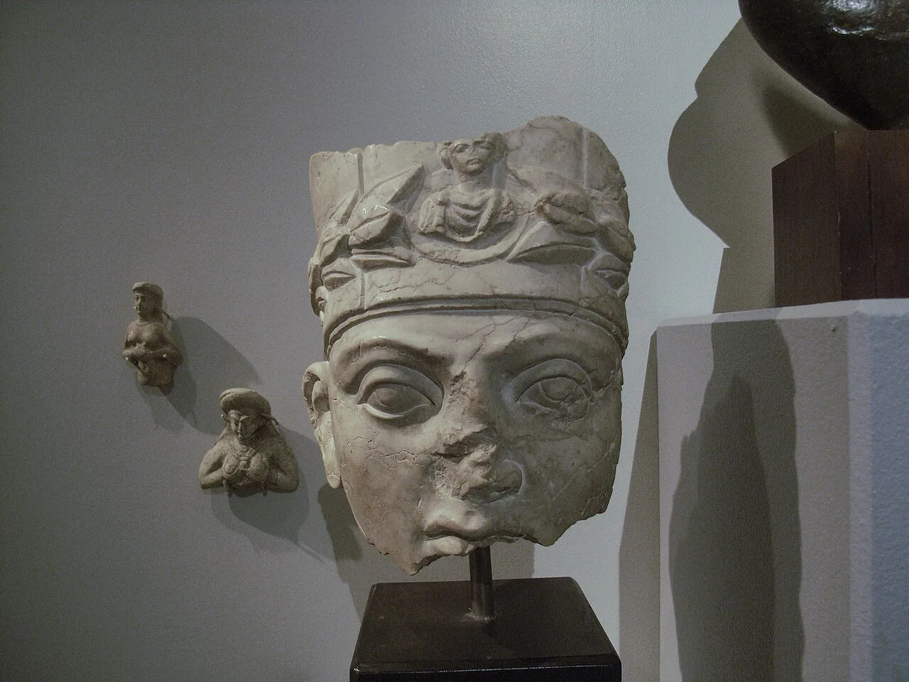 A stone head in the Museum of Mediterranean and Near Eastern Antiquities (Medelhavsmuseet), Stockholm.
