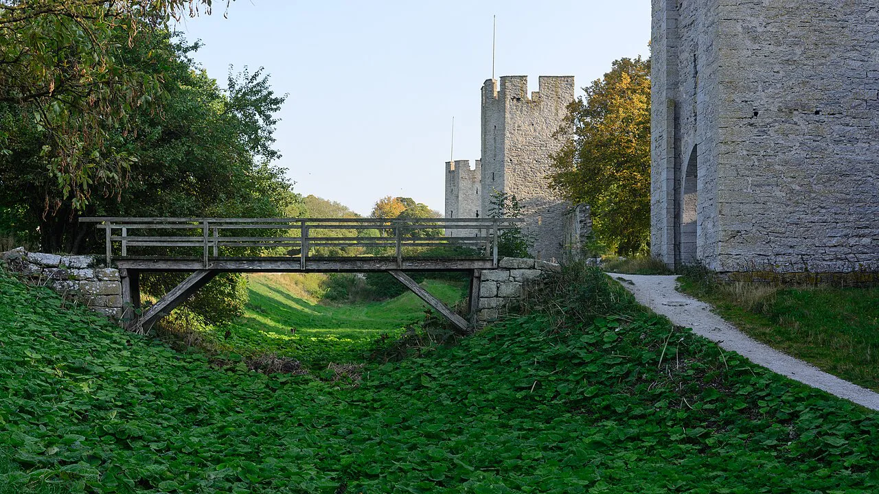 A footbridge below Visby's city wall.